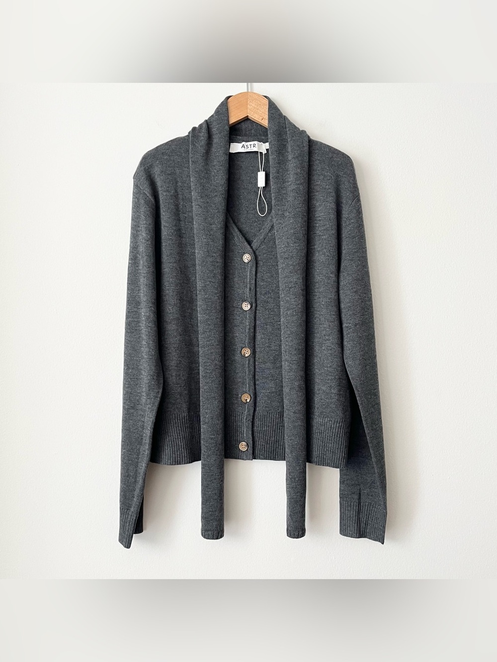 NWT ASTR Glynne Women's Gray Cardigan Sweater Attached Scarf XS Minimalist Chic